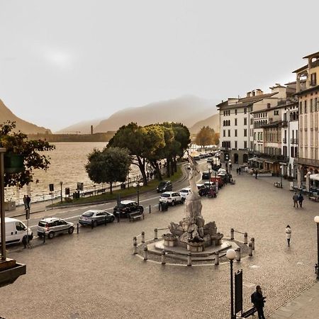 Willa Casa Piazza Del Porto Lovere Zewnętrze zdjęcie