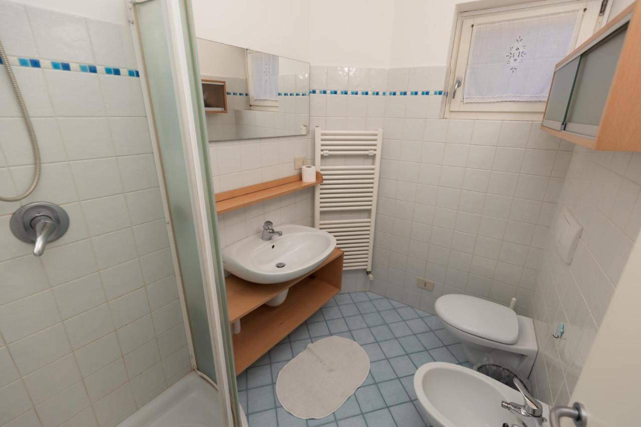 Willa Casa Piazza Del Porto Lovere Zewnętrze zdjęcie